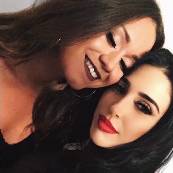 Meet your Posher, Eva - Picture 1 of 1